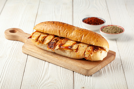 Ekmek Arası Tavuk Döner